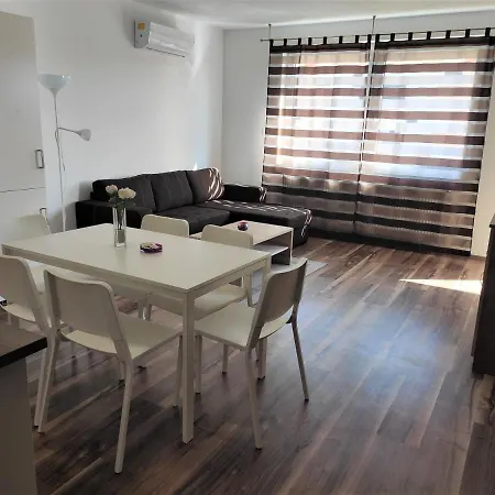 Hatvan Corner 2 Apartment Debrecen